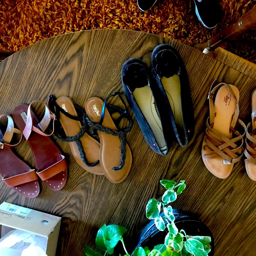 Women’s 4 pairs Bundle of Leather Sandals and Flats